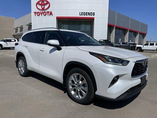 used 2024 Toyota Highlander car, priced at $49,500