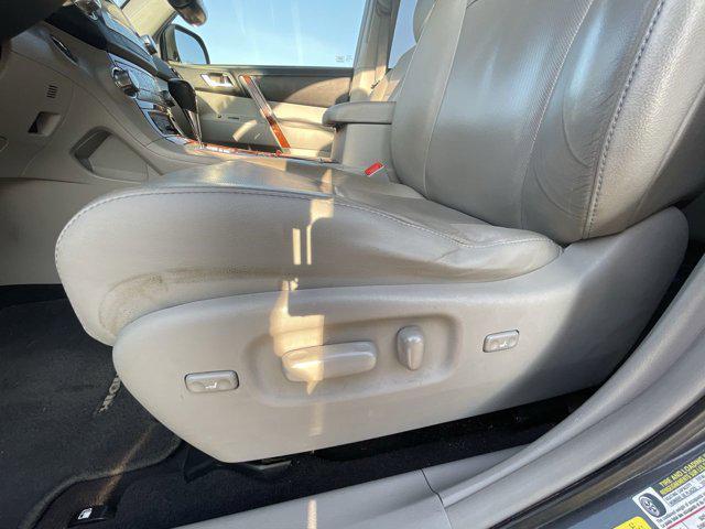 used 2012 Toyota Highlander car, priced at $14,000