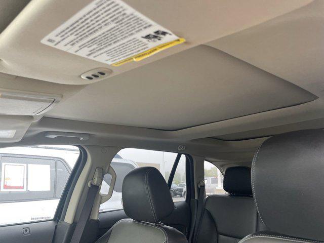 used 2013 Ford Edge car, priced at $12,000