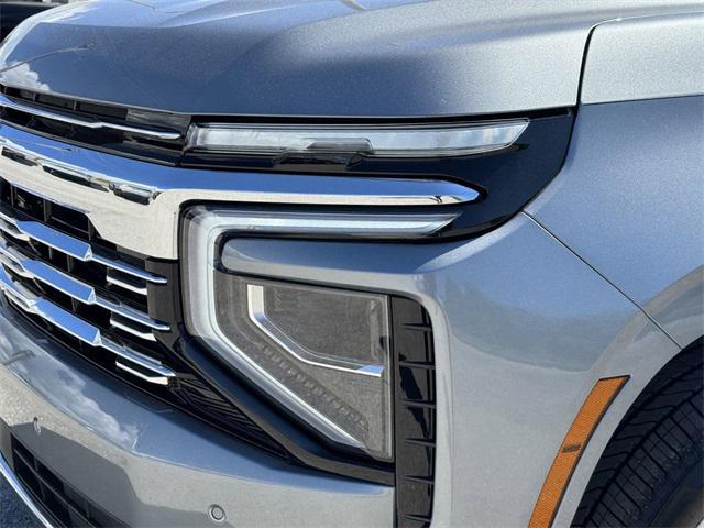 new 2025 Chevrolet Suburban car, priced at $77,110