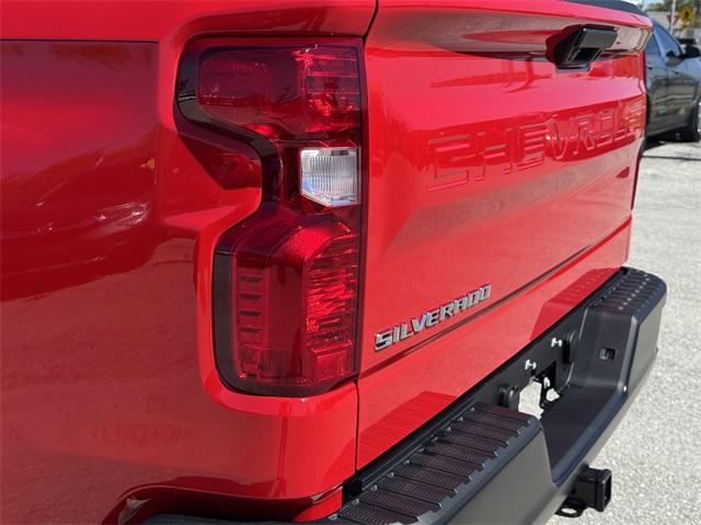 new 2025 Chevrolet Silverado 1500 car, priced at $40,325