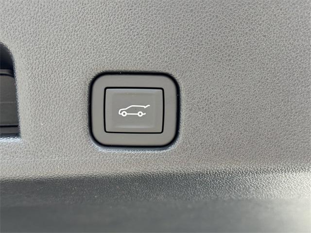 new 2025 Chevrolet Traverse car, priced at $57,279