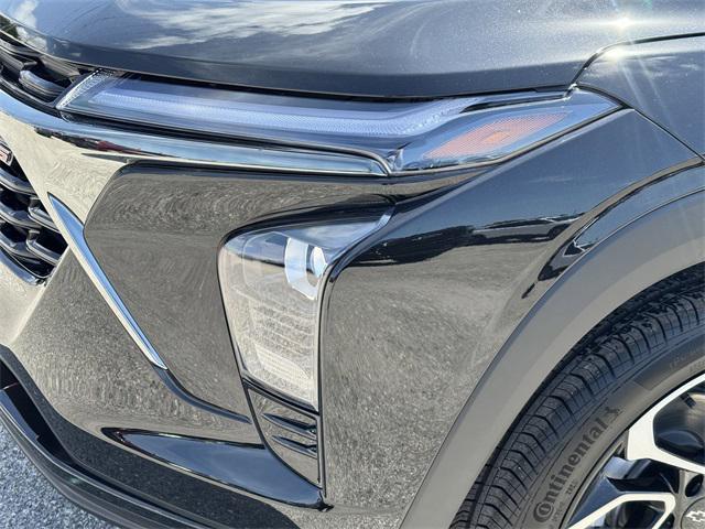 new 2025 Chevrolet Trax car, priced at $27,243