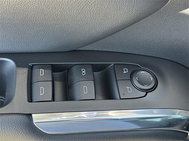 new 2025 Chevrolet Traverse car, priced at $42,680