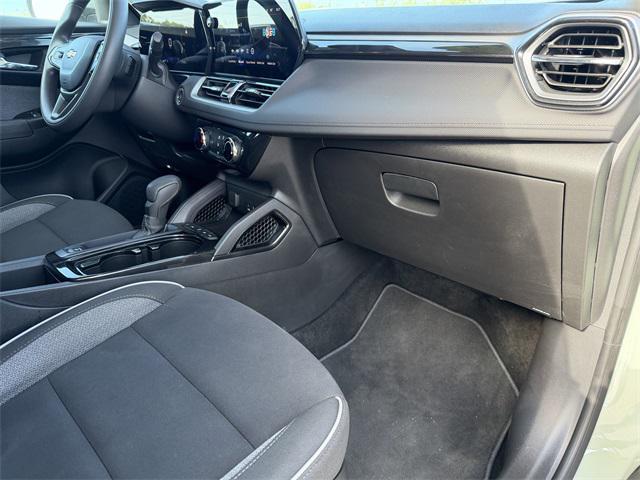 used 2025 Chevrolet TrailBlazer car, priced at $24,771