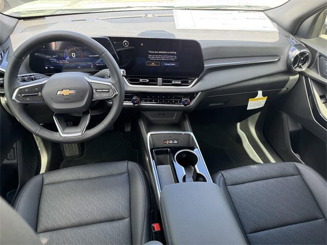 new 2025 Chevrolet Equinox car, priced at $31,905