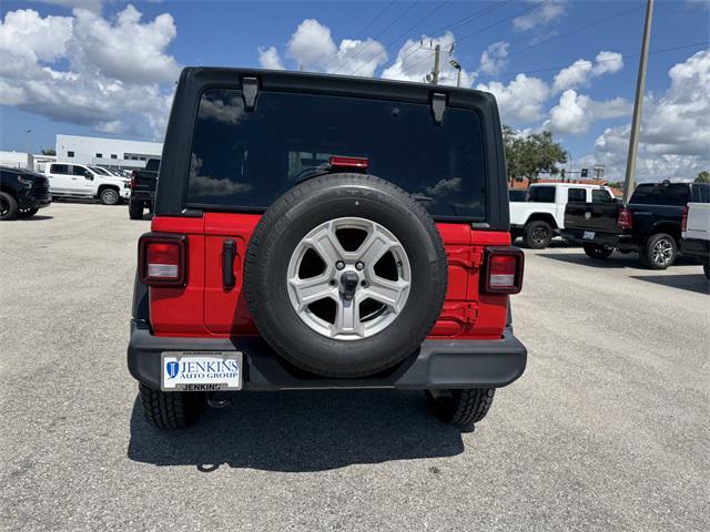 used 2022 Jeep Wrangler Unlimited car, priced at $25,752