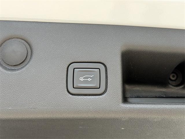 used 2024 Chevrolet Equinox car, priced at $21,762