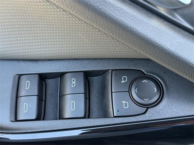 new 2025 Chevrolet Equinox car, priced at $33,162