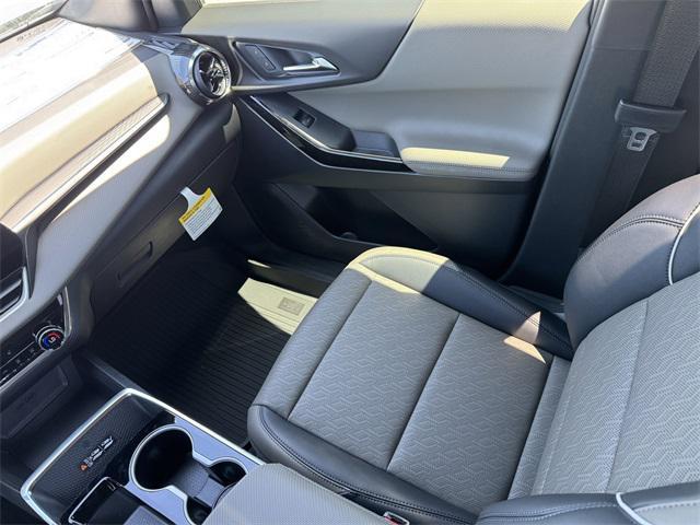 new 2025 Chevrolet Equinox car, priced at $33,162
