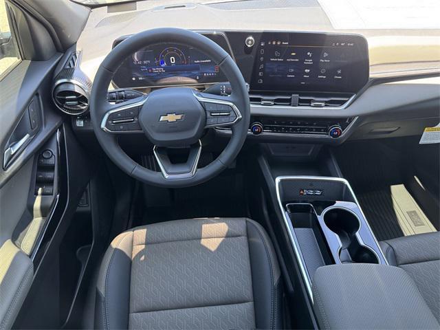 new 2025 Chevrolet Equinox car, priced at $33,162
