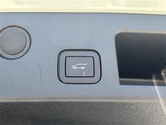 new 2025 Chevrolet Equinox car, priced at $33,162