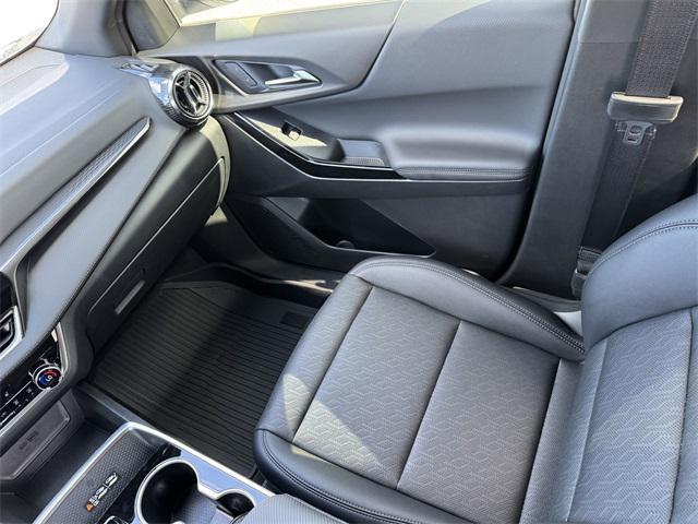 new 2025 Chevrolet Equinox car, priced at $30,085