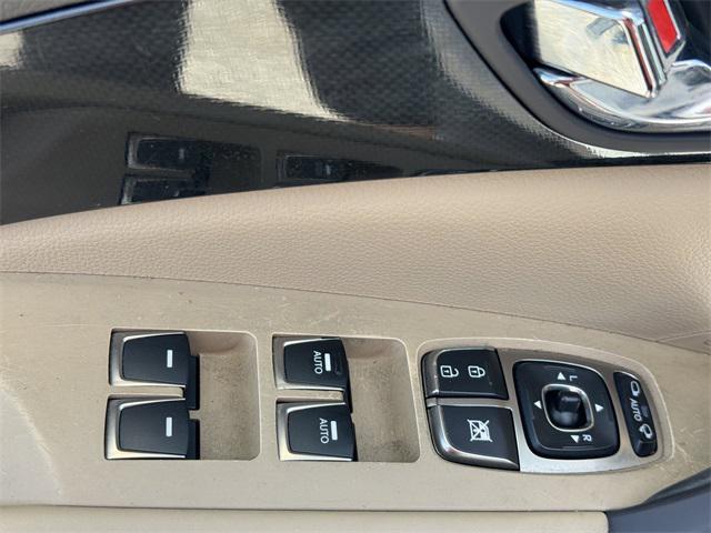 used 2014 Hyundai Azera car, priced at $12,887