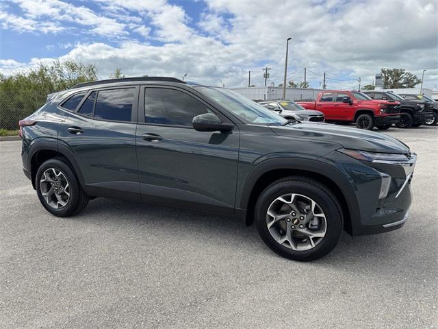 new 2025 Chevrolet Trax car, priced at $24,274