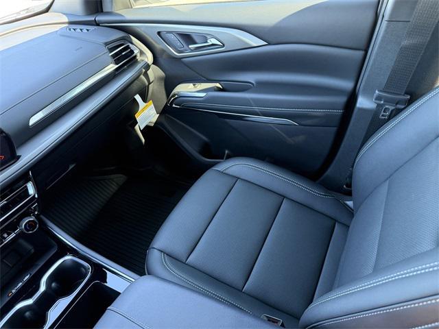 new 2026 Chevrolet Traverse car, priced at $46,044