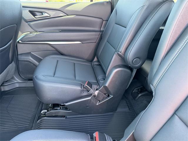 new 2026 Chevrolet Traverse car, priced at $46,044