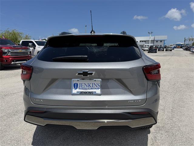 new 2025 Chevrolet Trax car, priced at $26,406
