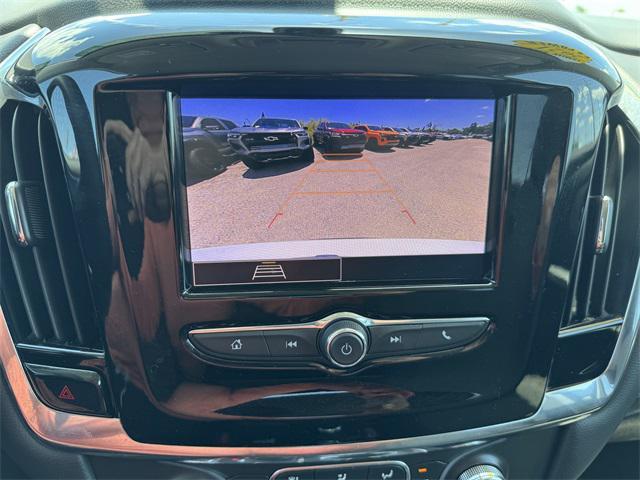 used 2021 Chevrolet Traverse car, priced at $27,995
