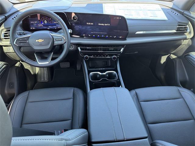 new 2025 Chevrolet Traverse car, priced at $42,960