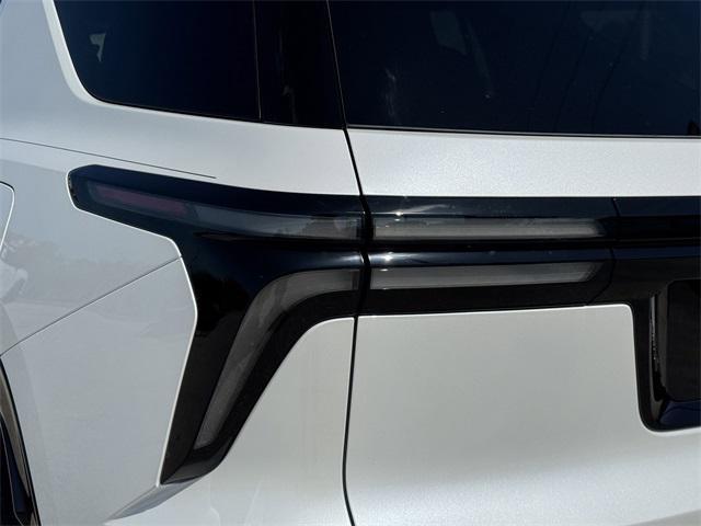 new 2025 Chevrolet Traverse car, priced at $56,779