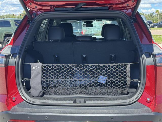 new 2026 Chevrolet Equinox car, priced at $33,778