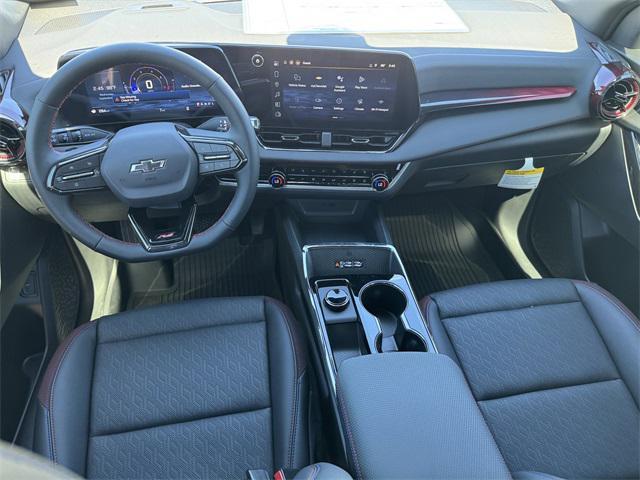 new 2026 Chevrolet Equinox car, priced at $33,778