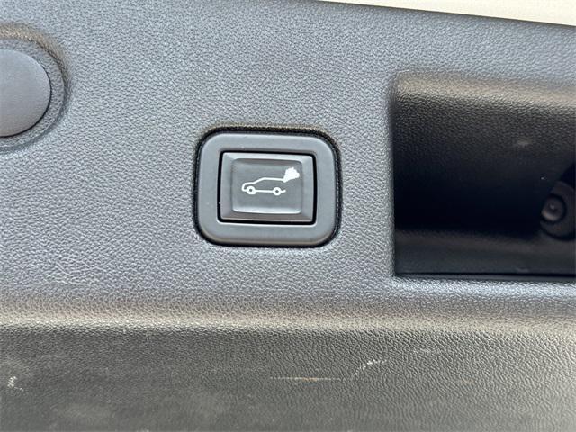 used 2021 Chevrolet Equinox car, priced at $24,995