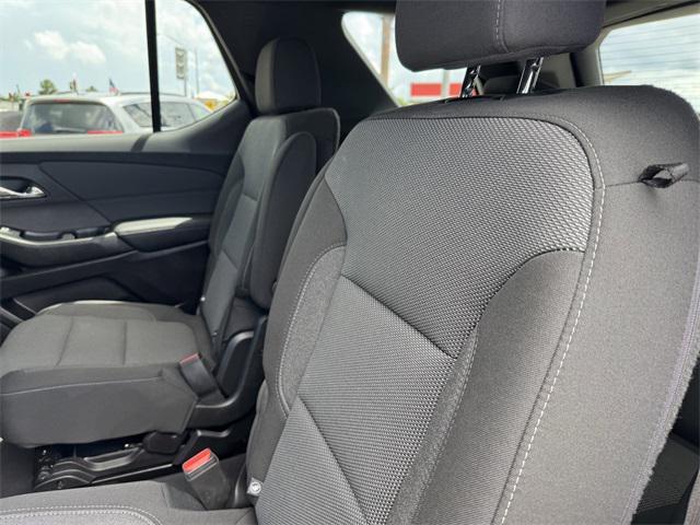 used 2022 Chevrolet Traverse car, priced at $29,990