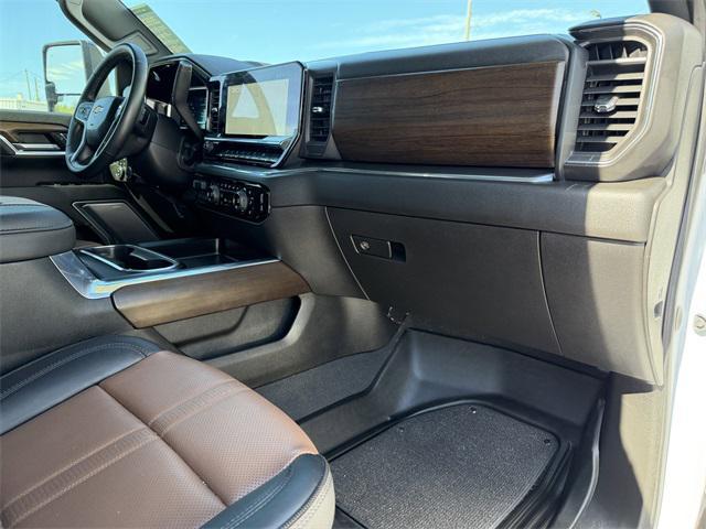 used 2025 Chevrolet Silverado 3500 car, priced at $79,244