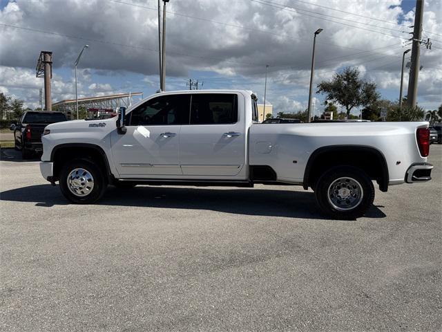 used 2025 Chevrolet Silverado 3500 car, priced at $79,244