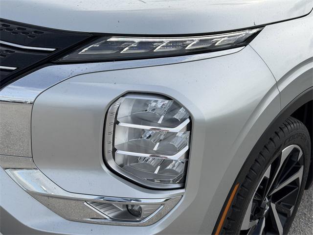 used 2024 Mitsubishi Outlander car, priced at $22,848