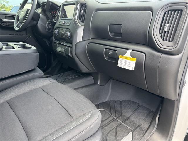 new 2025 Chevrolet Silverado 1500 car, priced at $40,140