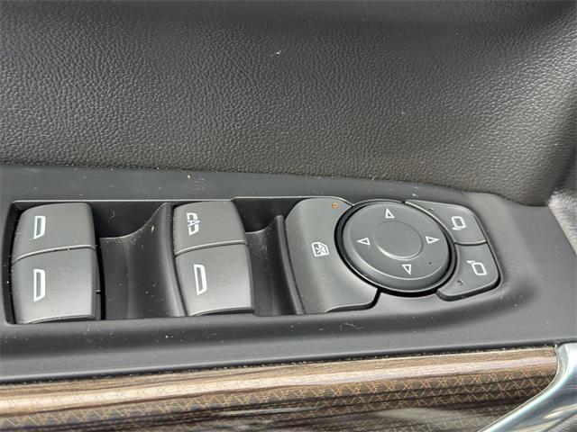 used 2022 Chevrolet Silverado 1500 car, priced at $47,594