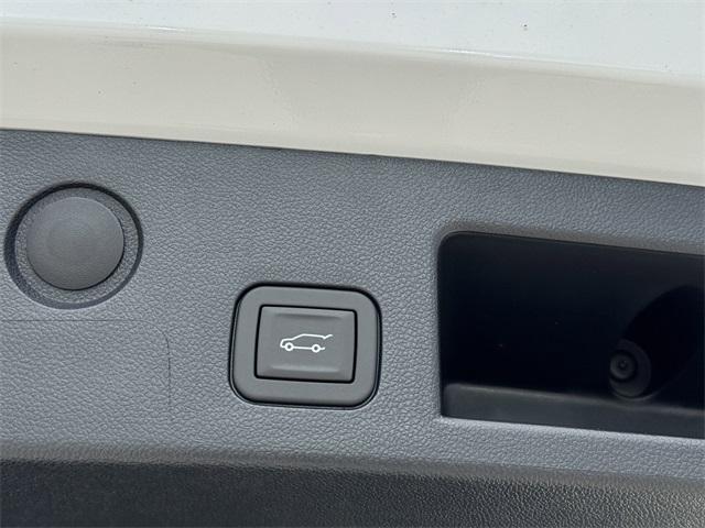 new 2026 Chevrolet Equinox car, priced at $31,275