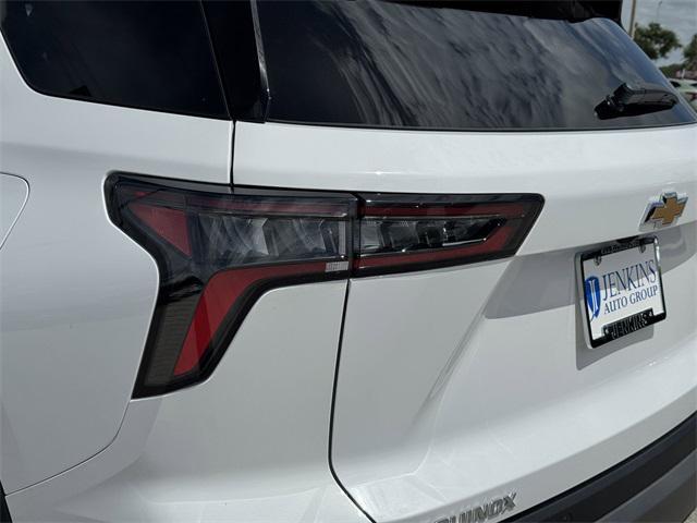 new 2026 Chevrolet Equinox car, priced at $31,275