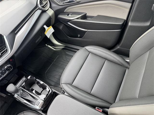 new 2025 Chevrolet Trax car, priced at $25,830