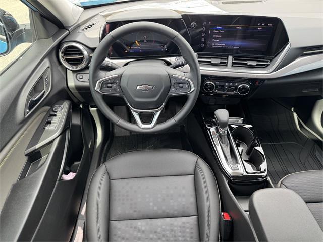 new 2025 Chevrolet Trax car, priced at $25,830