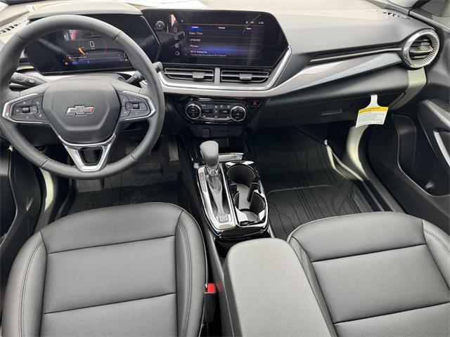 new 2025 Chevrolet Trax car, priced at $25,830