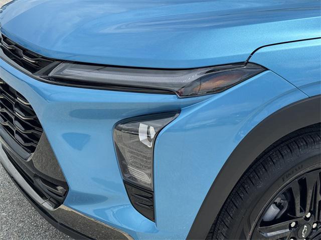 new 2025 Chevrolet Trax car, priced at $25,830
