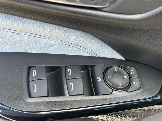 new 2025 Chevrolet Trax car, priced at $22,462