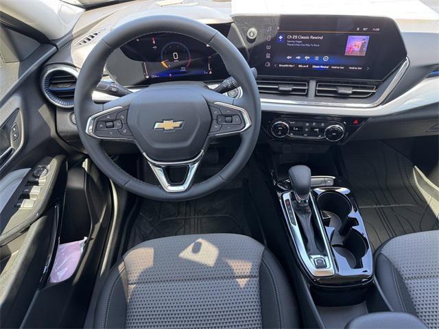 new 2025 Chevrolet Trax car, priced at $22,462