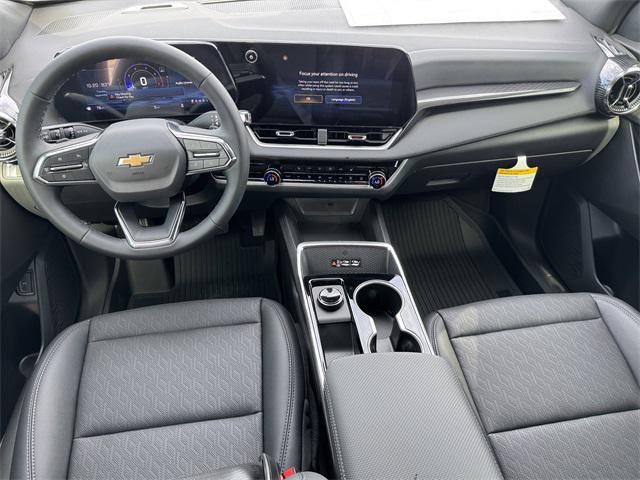 new 2026 Chevrolet Equinox car, priced at $31,280