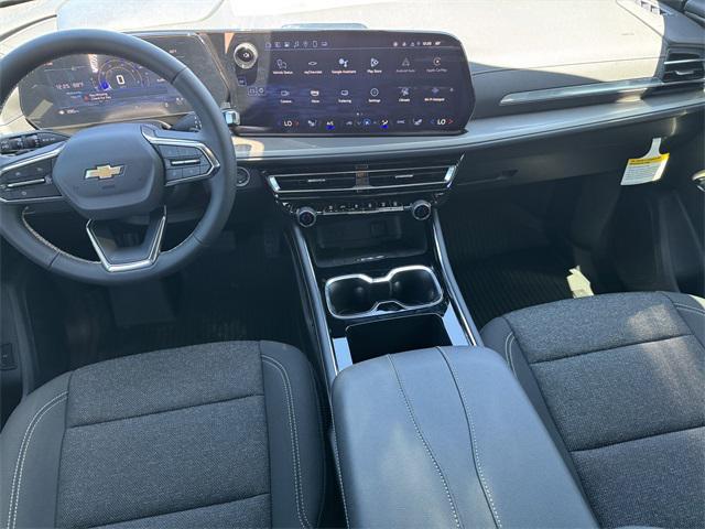 new 2025 Chevrolet Traverse car, priced at $40,125