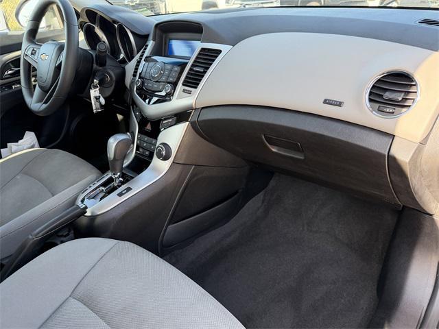 used 2015 Chevrolet Cruze car, priced at $9,995