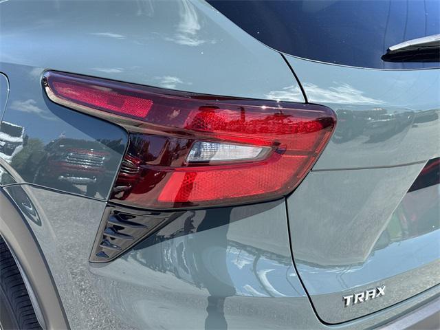 new 2025 Chevrolet Trax car, priced at $22,462
