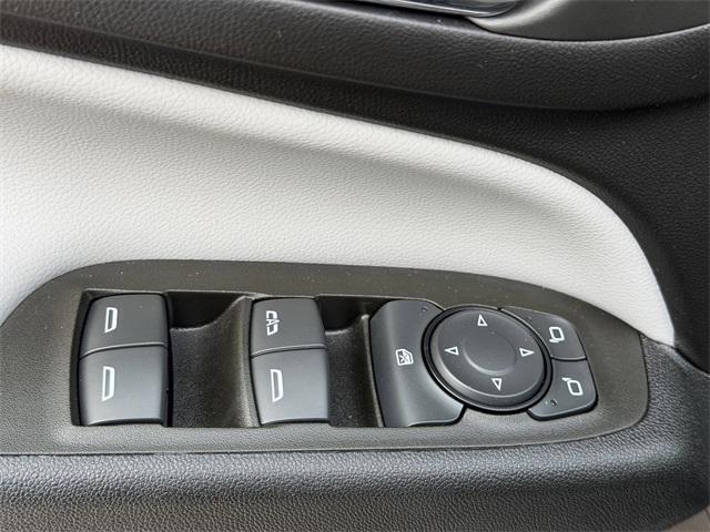 used 2024 Chevrolet Equinox car, priced at $23,043