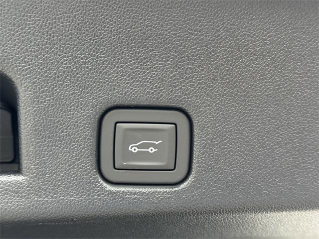 new 2025 Chevrolet Traverse car, priced at $40,051