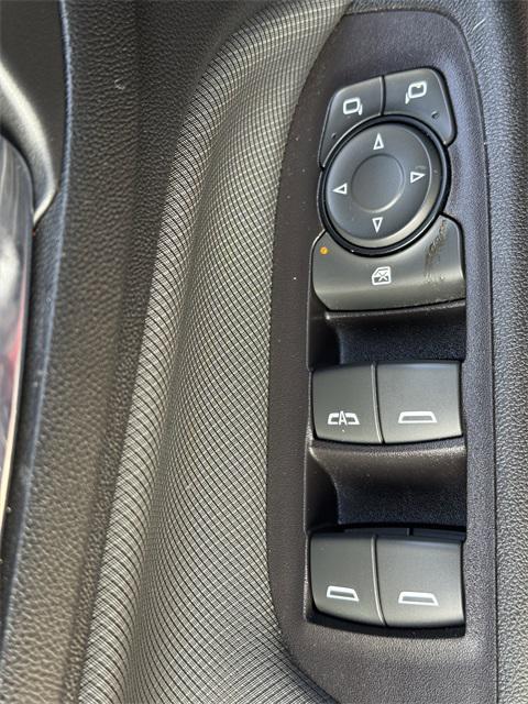 used 2022 Chevrolet Equinox car, priced at $25,995