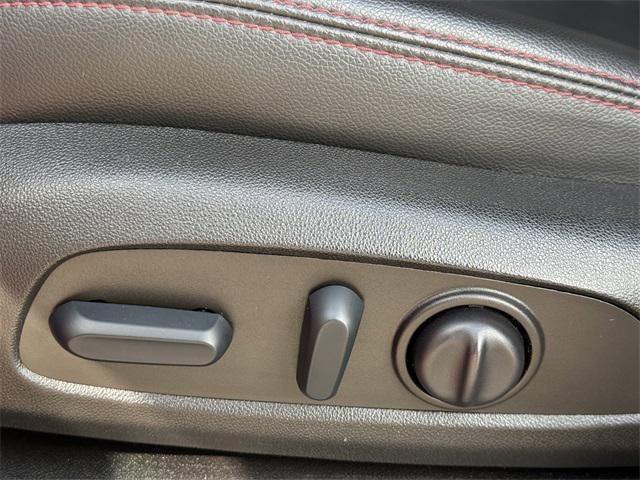 used 2022 Chevrolet Equinox car, priced at $25,995